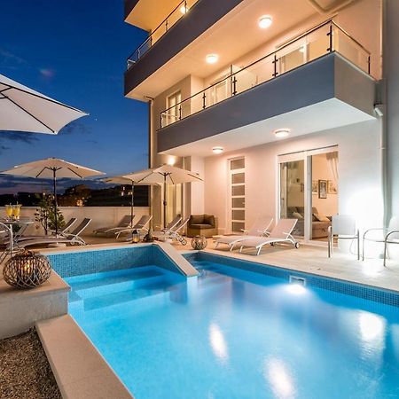 Luxury Villa Bello Horizonte With Swimming Pool Σπλιτ Εξωτερικό φωτογραφία