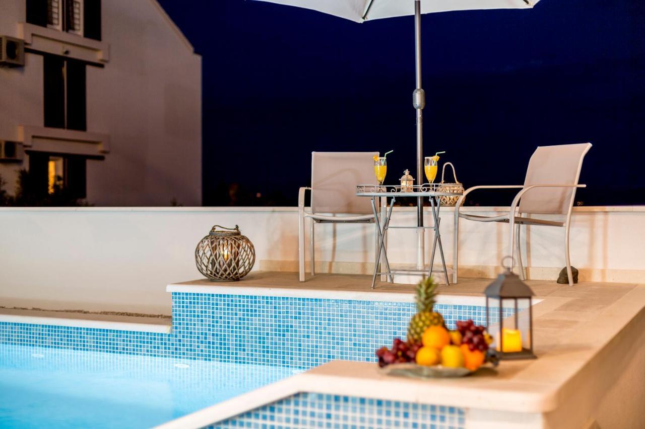 Luxury Villa Bello Horizonte With Swimming Pool Σπλιτ Εξωτερικό φωτογραφία