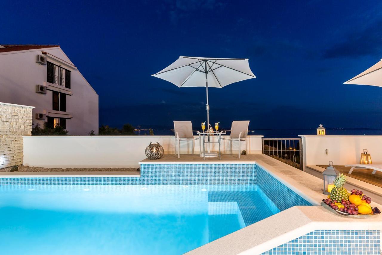 Luxury Villa Bello Horizonte With Swimming Pool Σπλιτ Εξωτερικό φωτογραφία