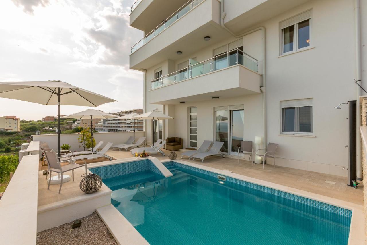 Luxury Villa Bello Horizonte With Swimming Pool Σπλιτ Εξωτερικό φωτογραφία