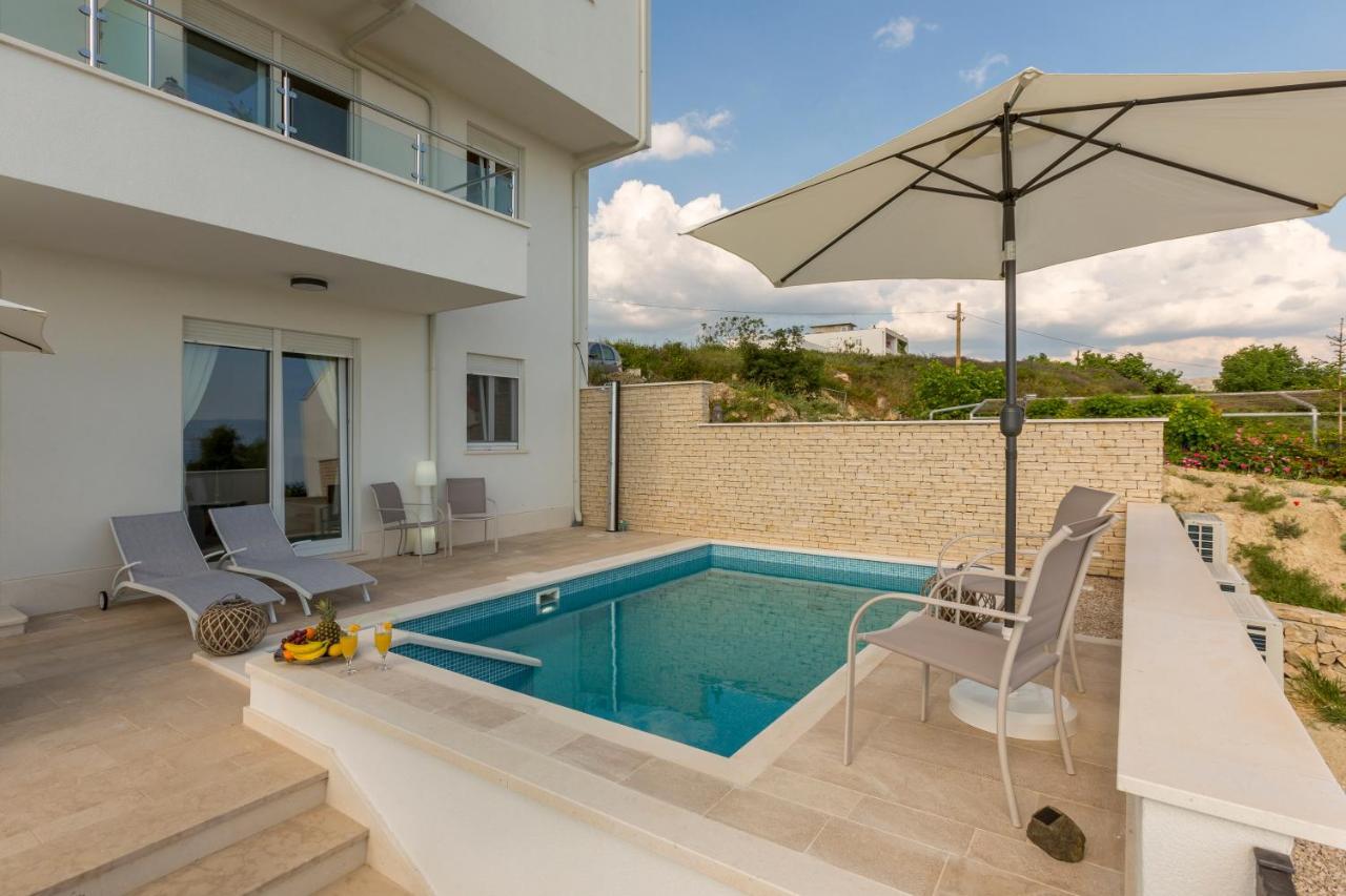 Luxury Villa Bello Horizonte With Swimming Pool Σπλιτ Εξωτερικό φωτογραφία